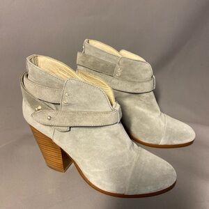 rag & bone Light Gray Suede Ankle Boots. Size 38